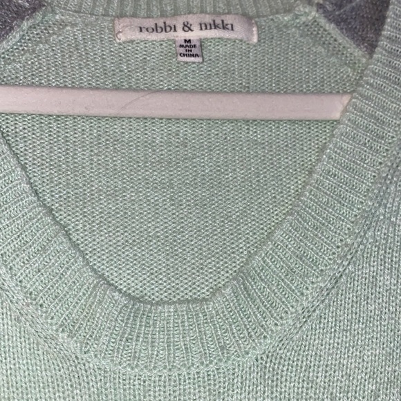 Robbi & Nikki Sweater Size M - Picture 3 of 10